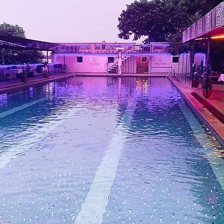 Hotel Ricardo 瓦加杜古 外观 照片