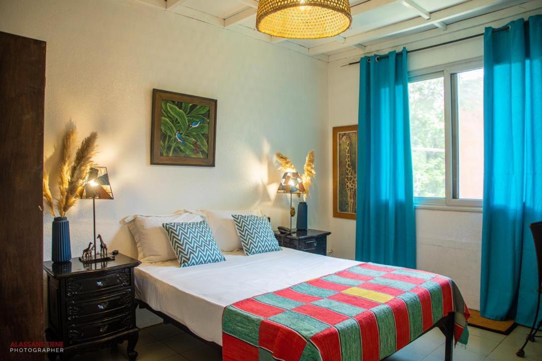 Hotel Ricardo 瓦加杜古 外观 照片