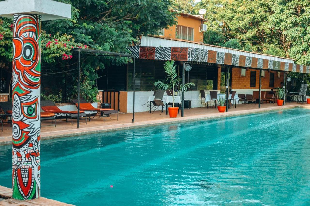 Hotel Ricardo 瓦加杜古 外观 照片